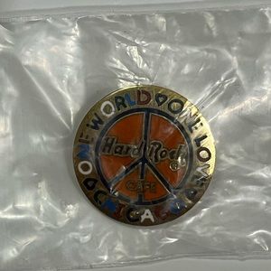 Hard Rock Cafe Pin - One World One Love Chicago